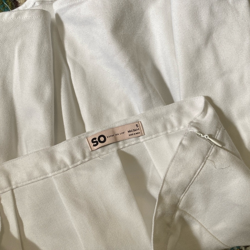 NWOT White Pleated Skirt 🤍 - Picture 3 of 7